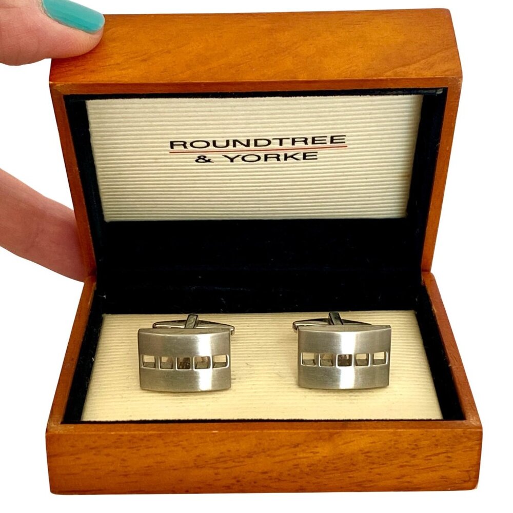 Roundtree Yorke Stainless Steel Cufflinks In Wooden Presentation Box Vintage